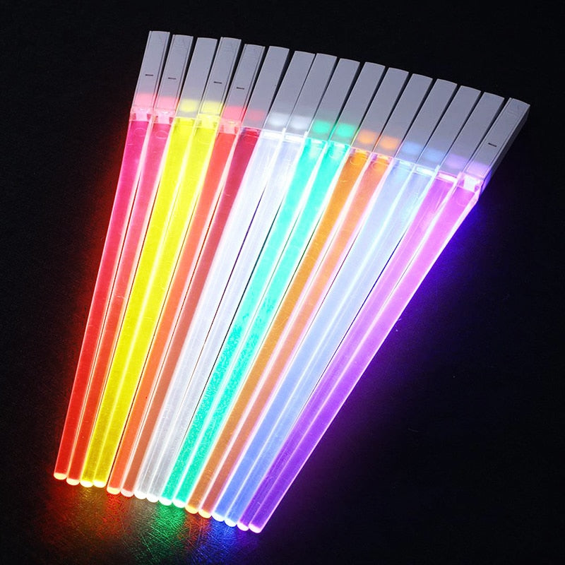 1 Pair LED Luminous Cool Chopsticks Light Up Durable Lightweight Kitchen Dinning Room Party Food Safe Tableware Multi-color Hot